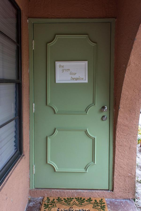 The Green Door Bungalow เนเปิลส์ ภายนอก รูปภาพ